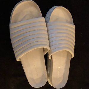 VAGABOND White Leather Platform Slides